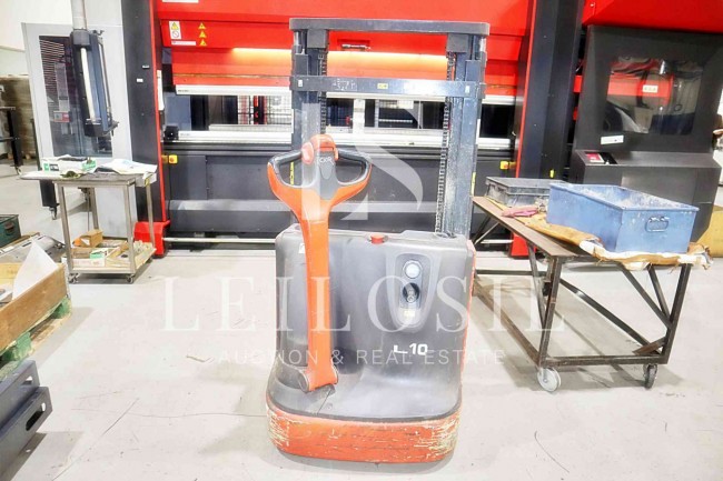 Stacker Elétrico Linde L10